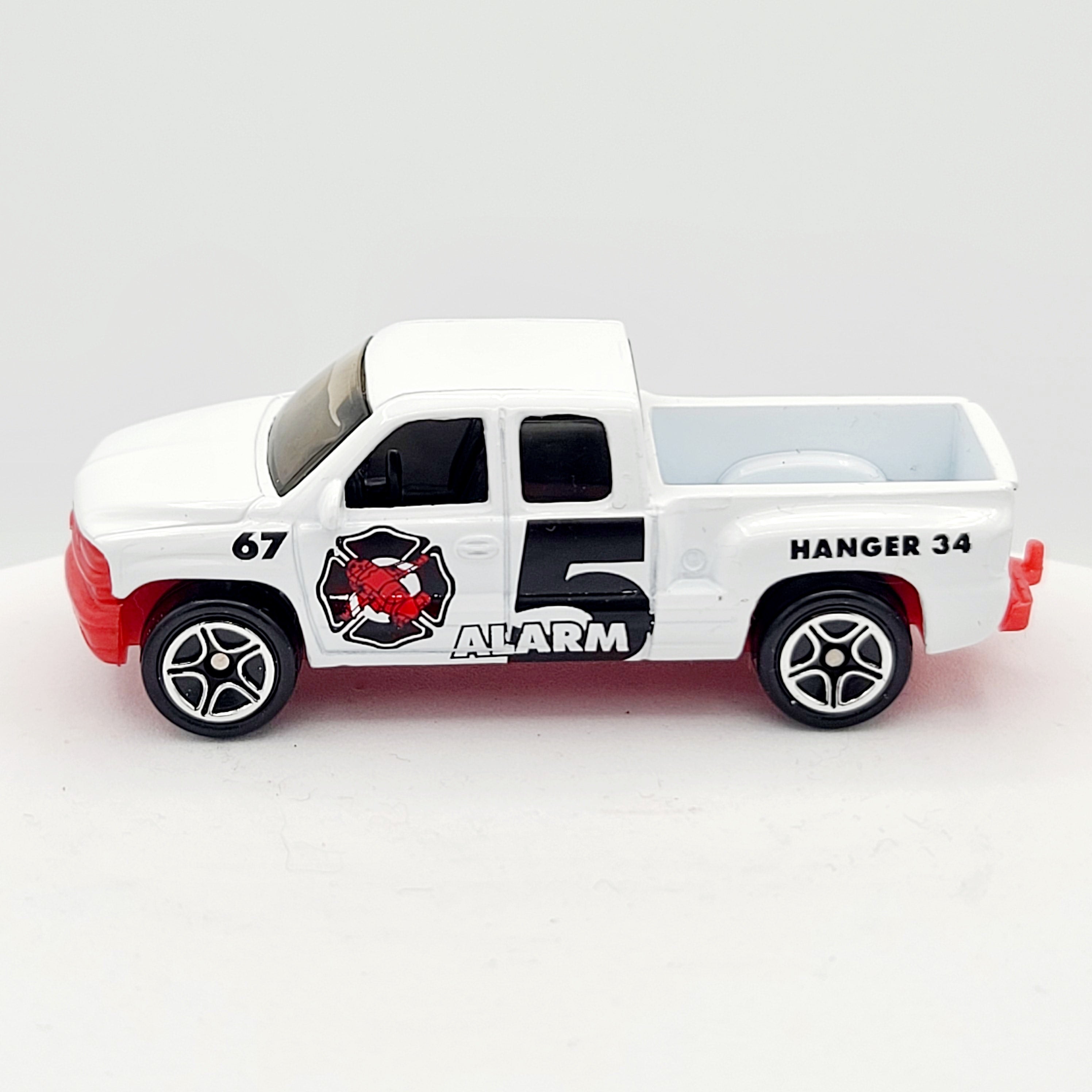 Matchbox '99 Chevy Silverado "5 Alarm" (2000 MBX Action Launcher Set Exclusive)